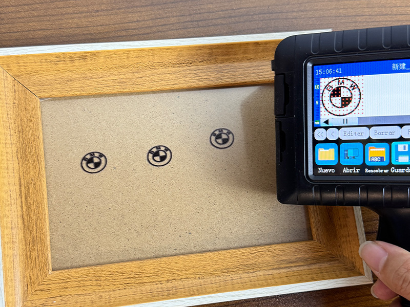 Printing on Acrylic with a Handheld Inkjet Printer